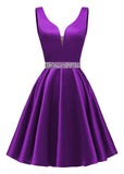 Satin Glitter Homecoming Dresses for Teens Short Prom Dress V-Neck Beaded Evening Formal Cocktail Party Gowns