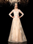 Vestidos de novia de satén con escote transparente, mangas largas y apliques, corte princesa/a, para novia