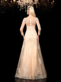 Vestidos de novia de satén con escote transparente, mangas largas y apliques, corte princesa/a, para novia