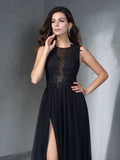 Vestido de noche de graduación de gasa largo sin mangas con apliques redondos y corte A/princesa