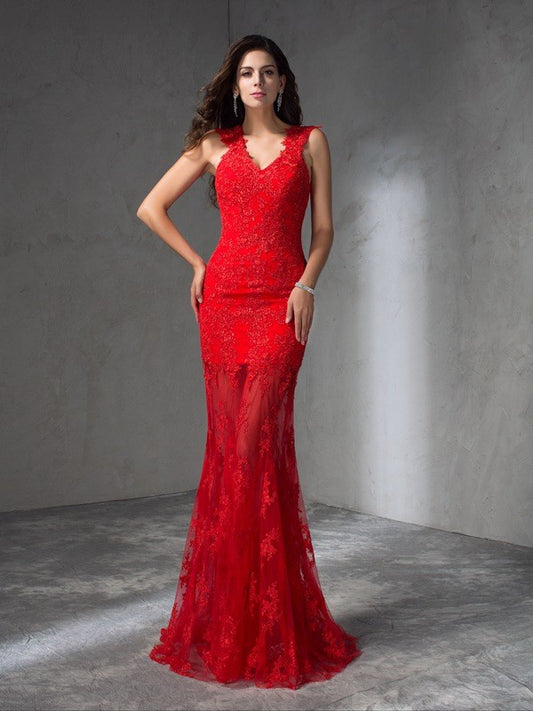 Vestido de noche de fiesta largo de satén sin mangas con apliques y escote en V de corte trompeta/sirena