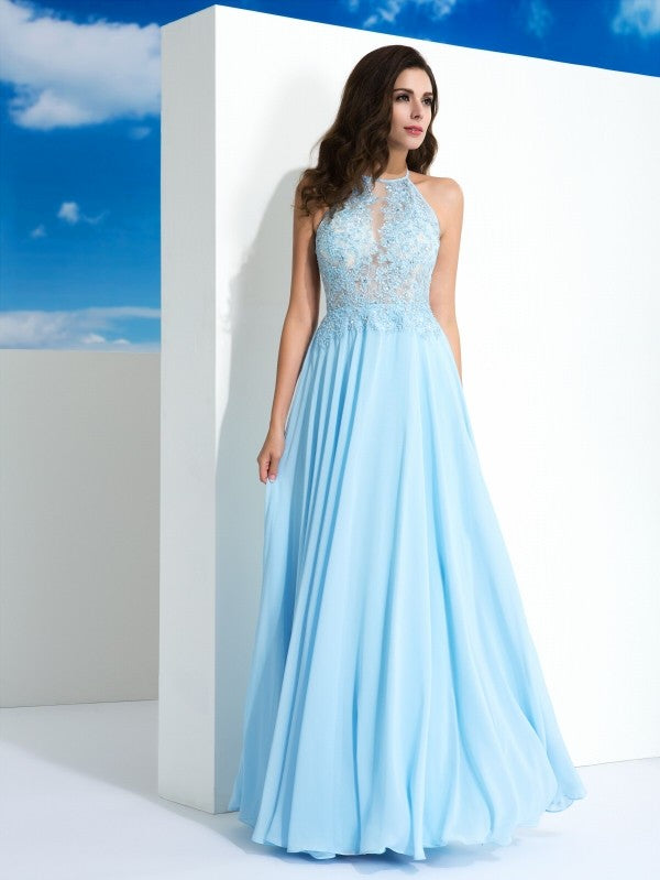 Vestido de noche de graduación de gasa largo sin mangas con apliques y tirantes finos de corte A/princesa
