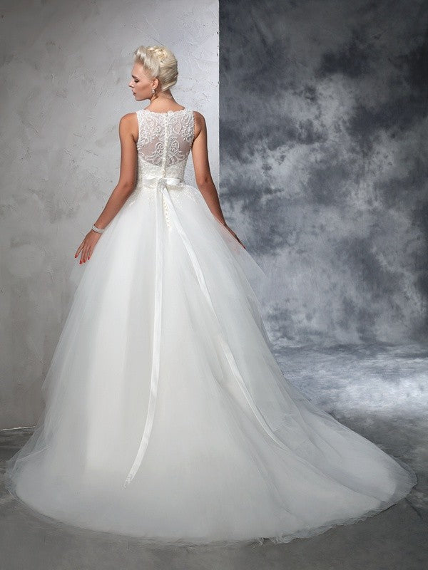 Ball Gown Bateau Applique Sleeveless Long Net Wedding Dresses Bridal Gowns