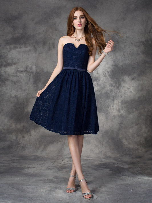 A-Linie/Princess-Linie Herzausschnitt Spitze Ärmellos Kurz Spitze Brautjungfernkleider Homecoming Partykleid