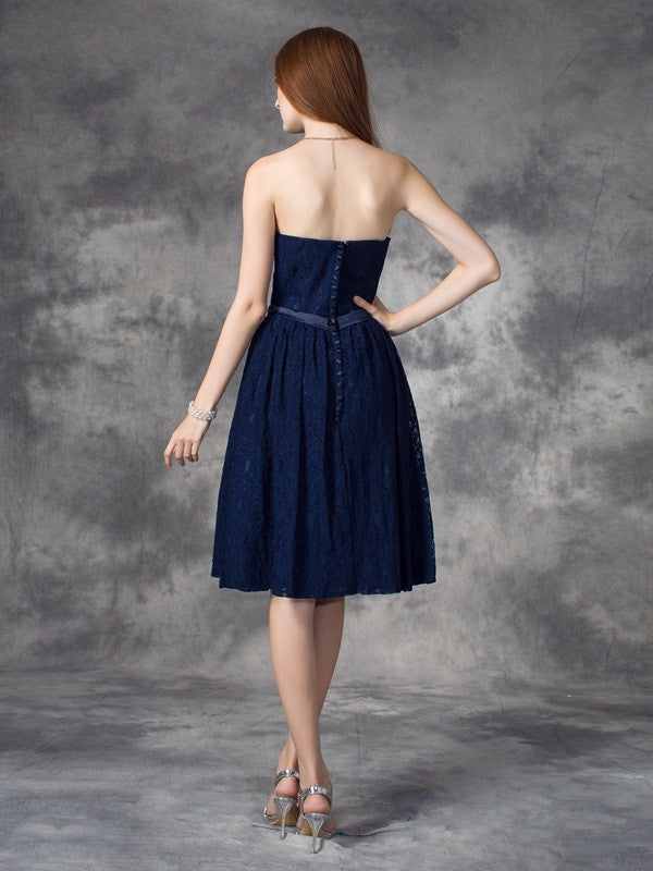 A-Linie/Princess-Linie Herzausschnitt Spitze Ärmellos Kurz Spitze Brautjungfernkleider Homecoming Partykleid