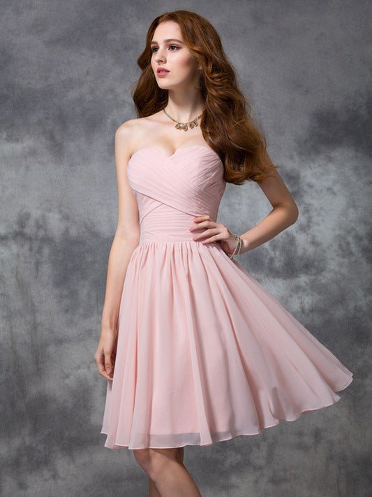 Vestido de dama de honor de gasa corto fruncido sin mangas con escote corazón/princesa, vestido de invitada de boda