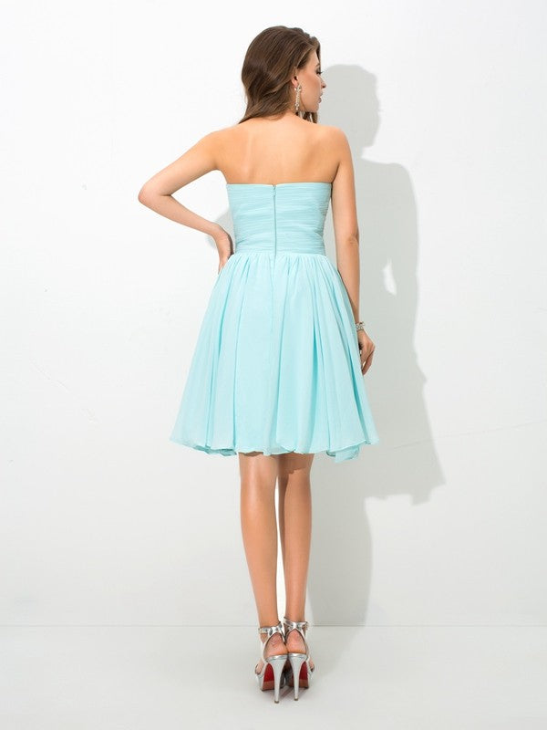 Vestido de dama de honor corto de gasa, sin mangas, con escote corazón y pliegues, corte princesa, para regreso a casa