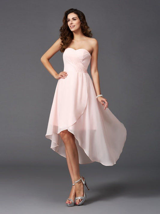 Vestido de dama de honor de gasa con corte A/princesa, escote corazón, volantes, sin mangas, corte alto bajo, para invitada de boda