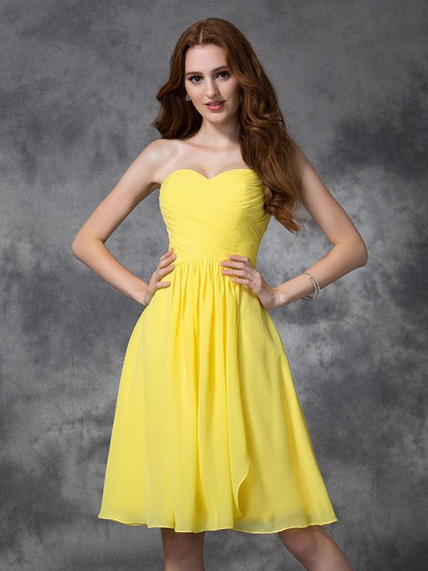 A-Linie/Princess-Linie Herzausschnitt Rüschen Ärmellos Kurz Chiffon Brautjungfernkleider Homecoming Ballkleid