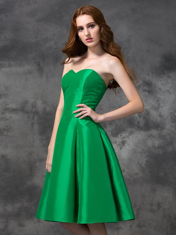 A-Linie/Princess-Linie Herzausschnitt Ärmellos Kurz Taft Brautjungfernkleider Homecoming-Kleid