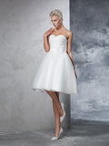 A-Line/Princess Sweetheart Hand-made Flower Sleeveless Short Net Wedding Dresses Bridal Gowns