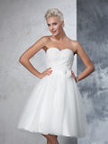 A-Line/Princess Sweetheart Hand-made Flower Sleeveless Short Net Wedding Dresses Bridal Gowns