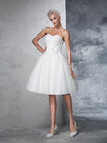 A-Line/Princess Sweetheart Hand-made Flower Sleeveless Short Net Wedding Dresses Bridal Gowns