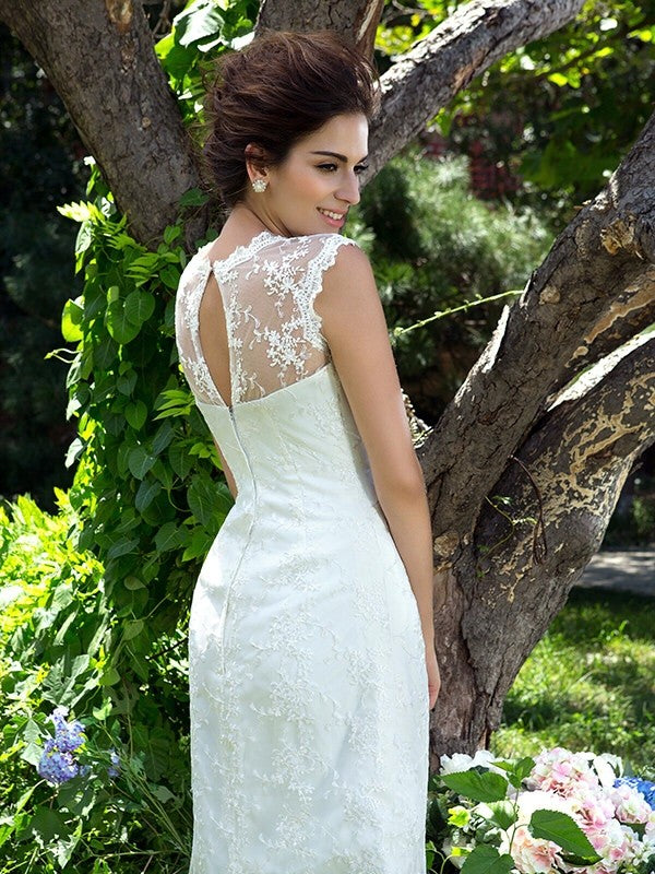 Vestidos de novia de satén cortos, sin mangas, con escote transparente, corte A/princesa y apliques