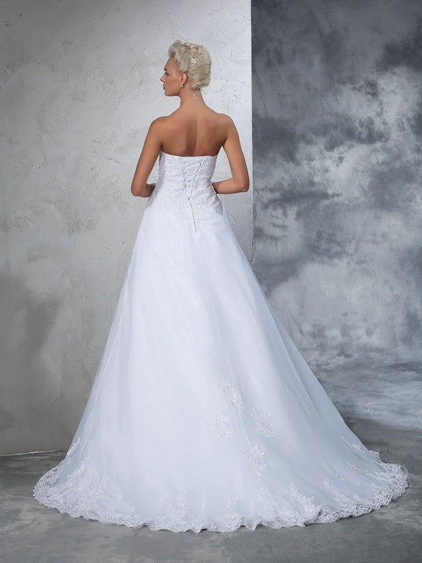 Ball Gown Strapless Applique Sleeveless Long Net Wedding Dresses Bridal Gowns
