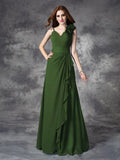 A-line/Princess V-neck Hand-Made Flower Sleeveless Long Chiffon Bridesmaid Dresses Evening Prom Dress