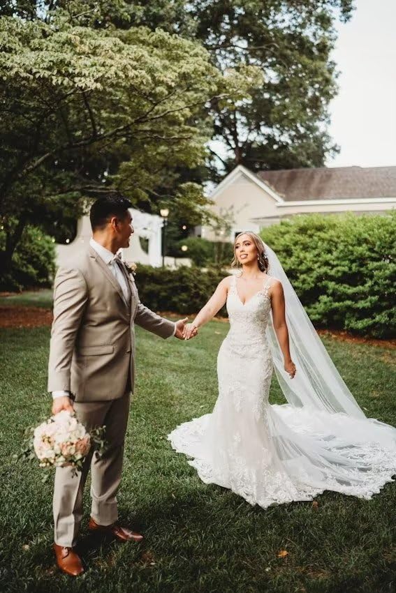 Women's Beach Wedding Dresses for Bride 2025 Long Lace Wedding Bridal Gowns