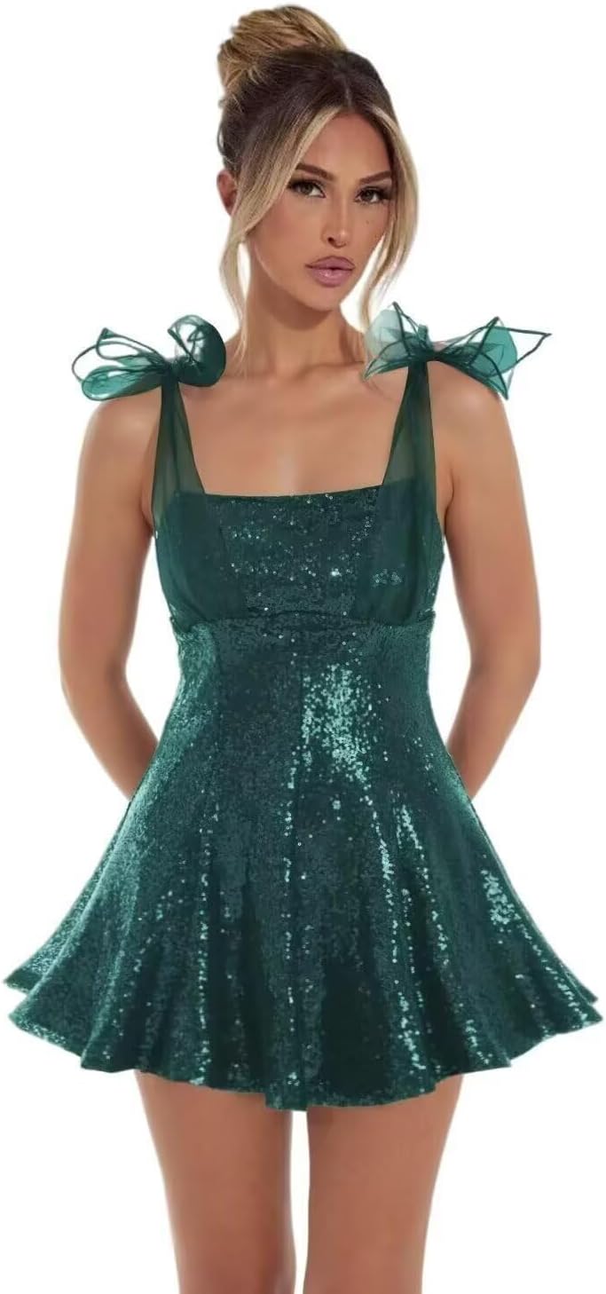 Sparkly Sequin Homecoming Dresses for Teens 2027 Spaghetti Strap Short Prom Dress with Bow Glitter Tulle Cocktail Party Gown