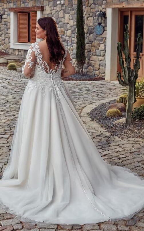Women's Elegant Lace Beach Wedding Dresses for Bride 2025 with Sleeves Wedding Bridal Gowns