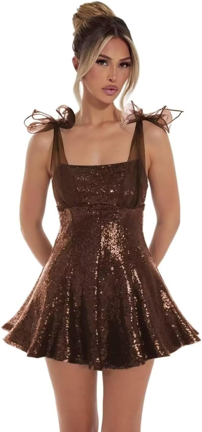 Sparkly Sequin Homecoming Dresses for Teens 2027 Spaghetti Strap Short Prom Dress with Bow Glitter Tulle Cocktail Party Gown