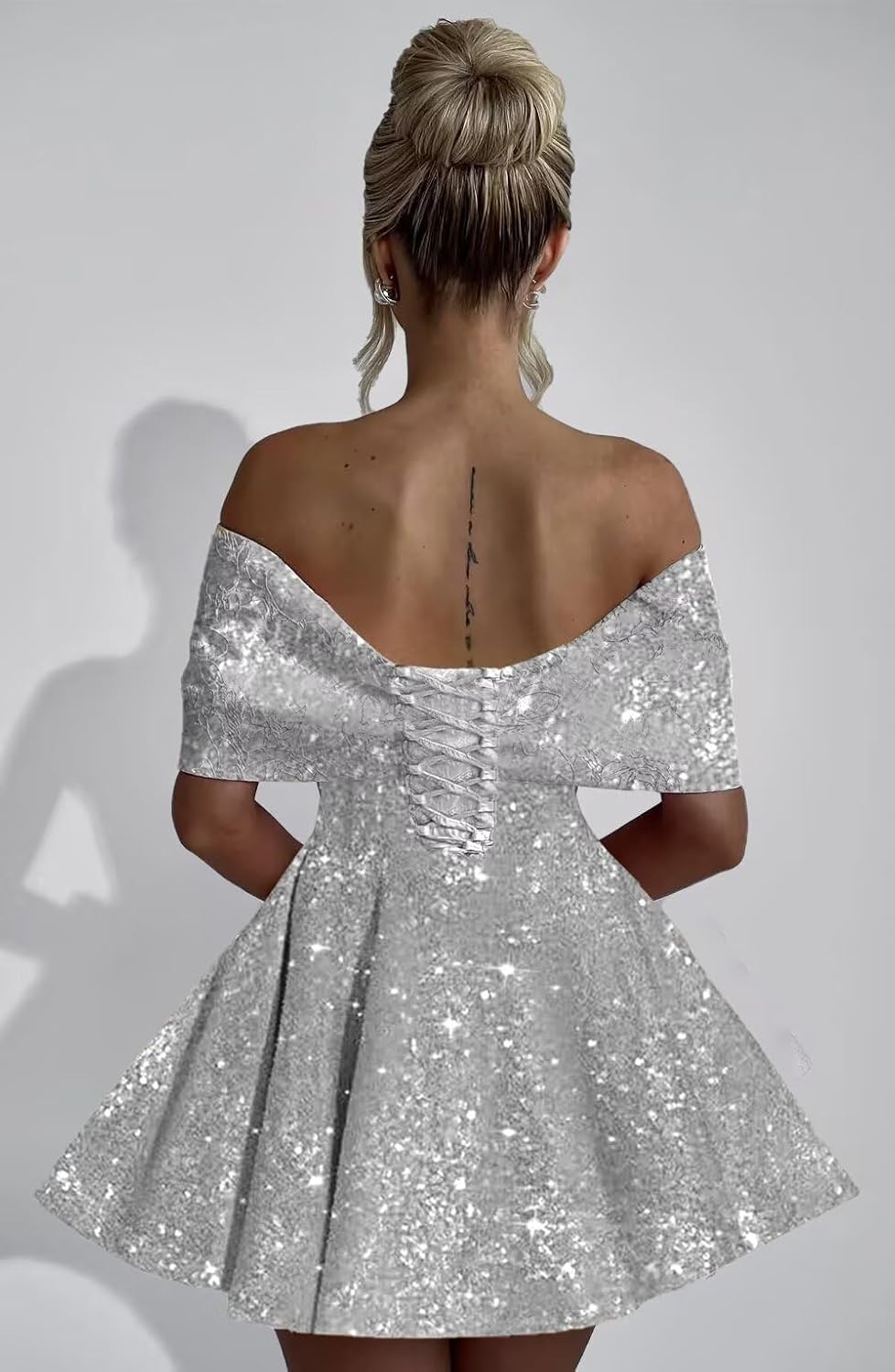 Sparkly Sequins Homecoming Dresses for Teens with Bow 2025 Strapless Short Prom Dress Cocktail Gown