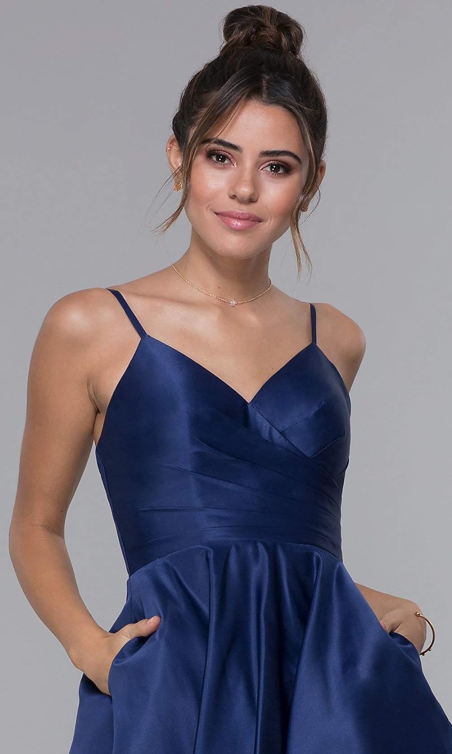 Women's Spaghetti Straps Satin Prom Dresses with Pockets V Neck Pleated Formal Evening Ball Gowns