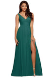 V Neck Chiffon Bridesmaid Dresses for Wedding 2027 Long Pleated Sleeveless Formal Prom Evening Gowns with Slit