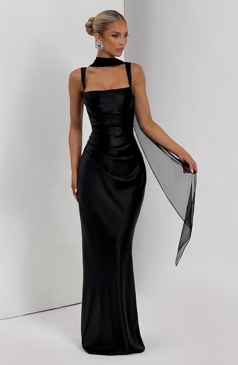Mermaid Bridesmaid Dresses with Scarf 2027 Long Satin Spaghetti Straps Ruched Formal Evening Party Dress for Women