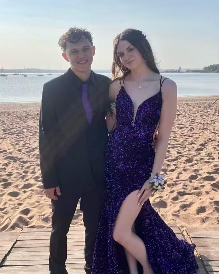 Sparkly Mermaid Sequin Prom Dresses for Women Long Spaghetti Straps V-Neck Formal Evening Party Gowns with Slit