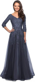 Women's Floral Lace Appliques 3/4 Sleeve Mother of The Bride Dresses Long V Neck Formal Dresses with Pockets