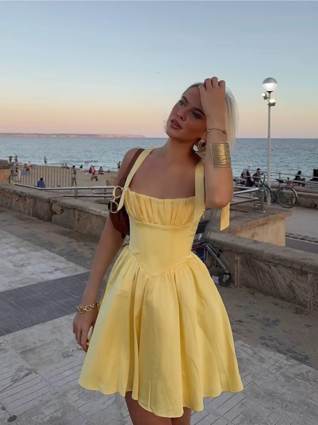 Spaghetti Straps Homecoming Dresses for Teens Satin A-line Short Prom Dress Pleated Cocktail Gowns with Pockets