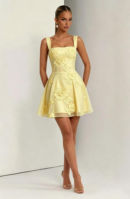 Floral Applique Tulle Homecoming Dresses for Teens Short Prom Dress Cap Sleeve Flowers Applique Tulle Homecoming Dresses Short Cocktail Gown