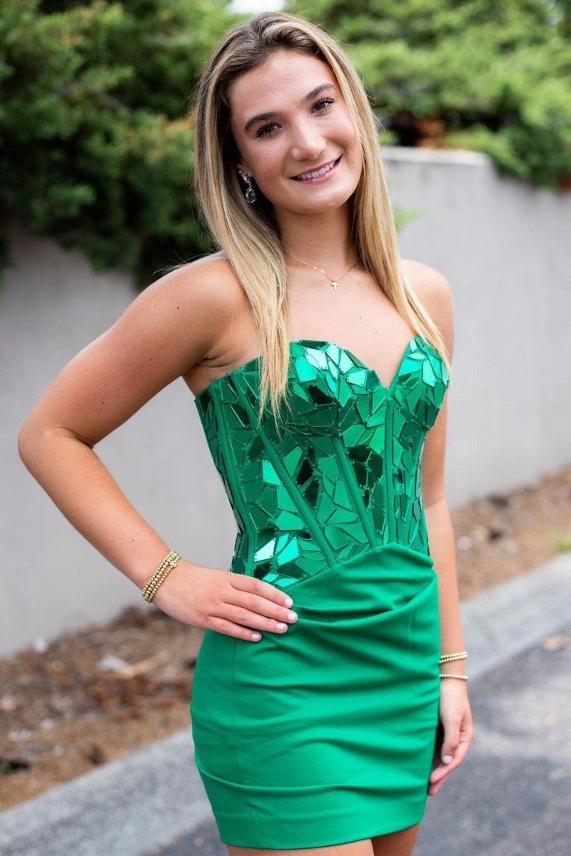Red Sweetheart Mini Party Dresses with Cut Glass Mirrors