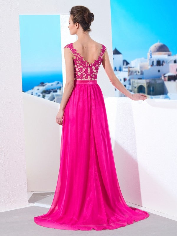 Vestido de noche de graduación de gasa con apliques y cola larga, sin mangas, corte princesa/a, cuello transparente
