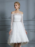 A-Linie/Princess-Linie Lange Ärmel Schulterfrei Asymmetrisch Spitze Brautkleider Brautkleider