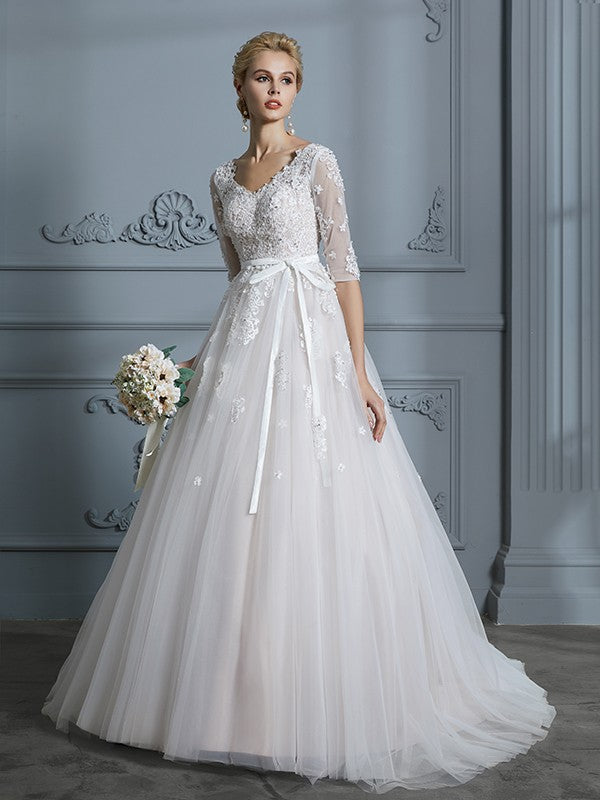 Ballkleid V-Ausschnitt Hofschleppe 1/2 Ärmel Spitze Tüll Brautkleider Brautkleider