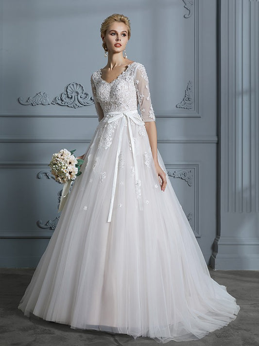 Ballkleid V-Ausschnitt Hofschleppe 1/2 Ärmel Spitze Tüll Brautkleider Brautkleider
