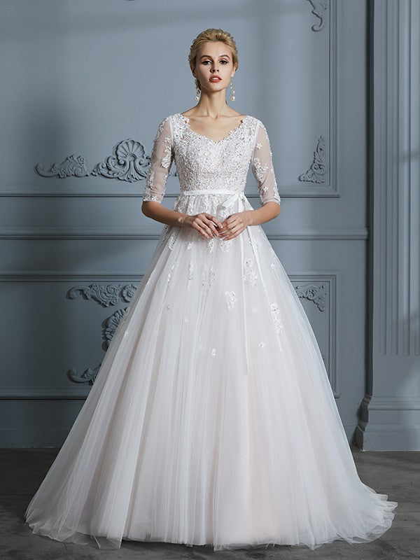 Ballkleid V-Ausschnitt Hofschleppe 1/2 Ärmel Spitze Tüll Brautkleider Brautkleider