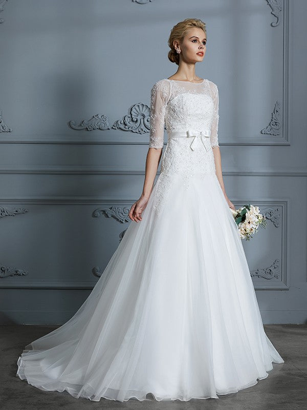 A-Linie/Princess-Linie 1/2 Ärmel U-Ausschnitt Spitze Hofschleppe Tüll Brautkleider
