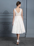 A-Line/Princess V-neck Sleeveless Knee-Length Lace Bowknot Wedding Dresses Bridal Gowns
