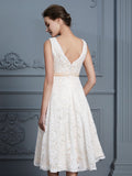 A-Line/Princess V-neck Sleeveless Knee-Length Lace Bowknot Wedding Dresses Bridal Gowns