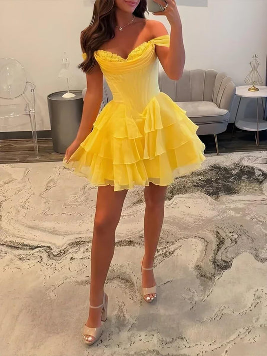 Off Shoulder Homecoming Dresses for Teens 2026 Short Tiered Chiffon Cocktail Party Dress Strapless Mini Gown