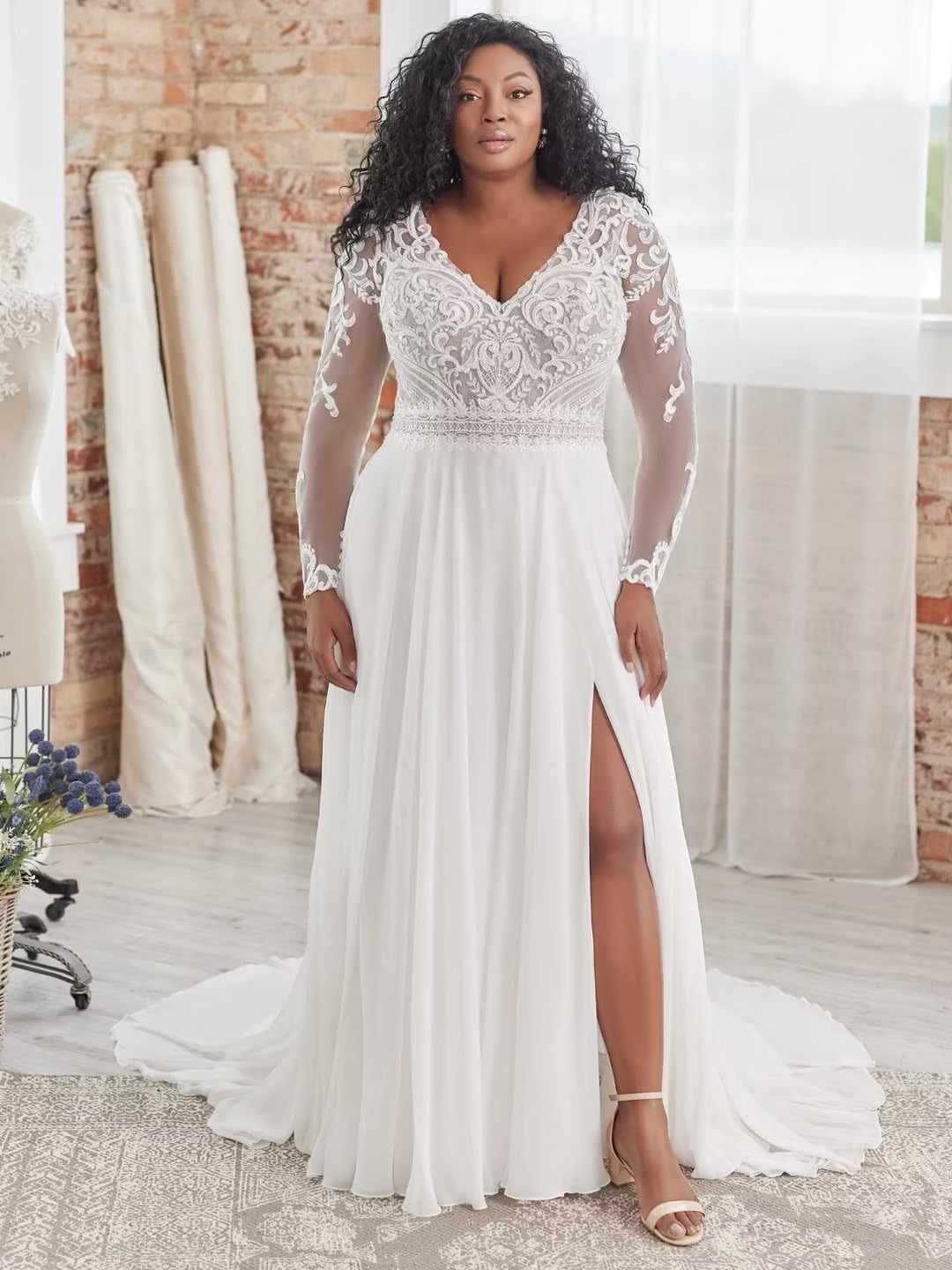 Women's Beach Wedding Dresses for Bride 2025 Long Lace Wedding Bridal Gowns