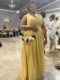 V Neck Chiffon Bridesmaid Dresses for Wedding 2027 Long Pleated Sleeveless Formal Prom Evening Gowns with Slit
