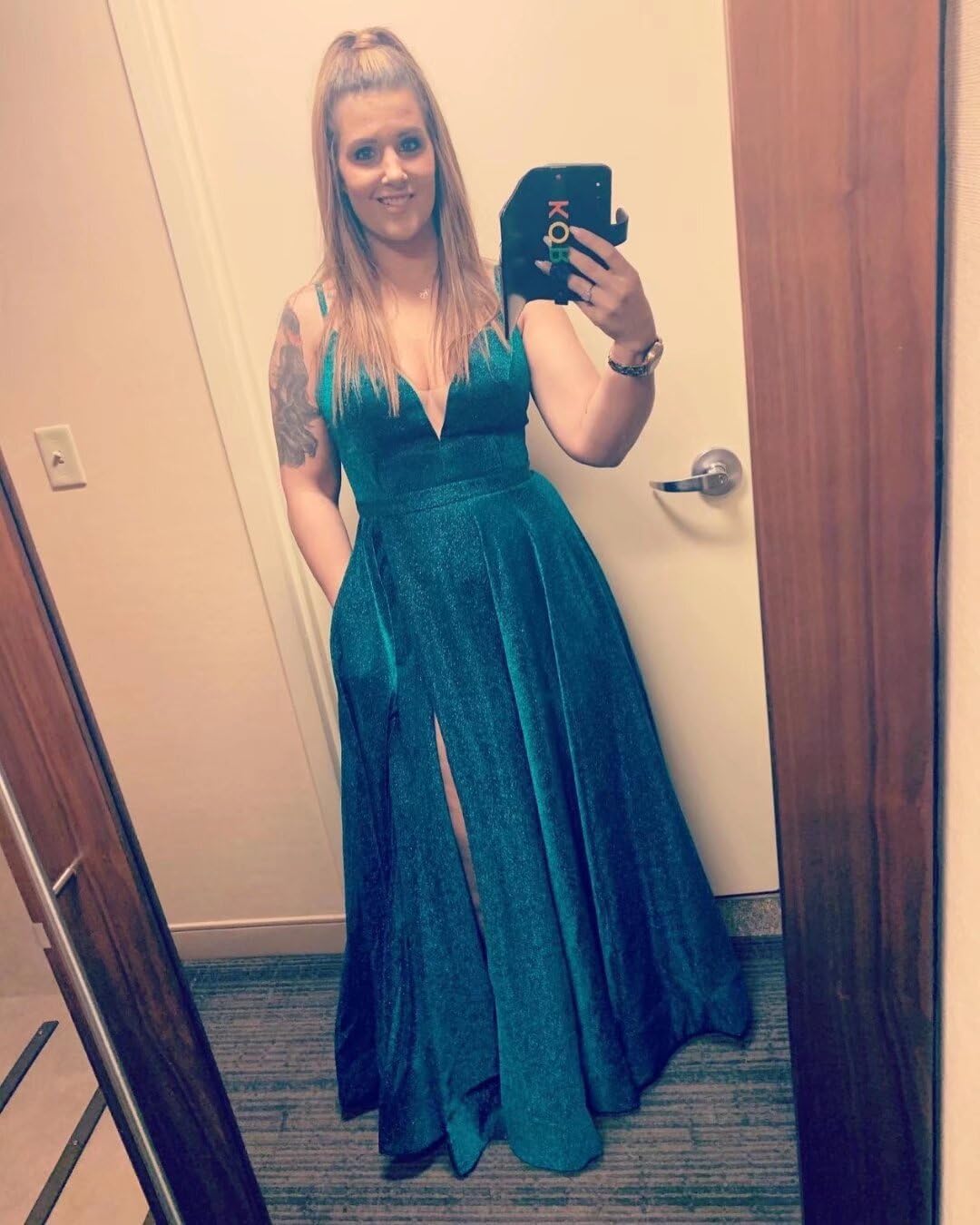 Women's Glittery Spaghetti V-Neck Prom Dresses Long Side Split Formal Evening Gowns