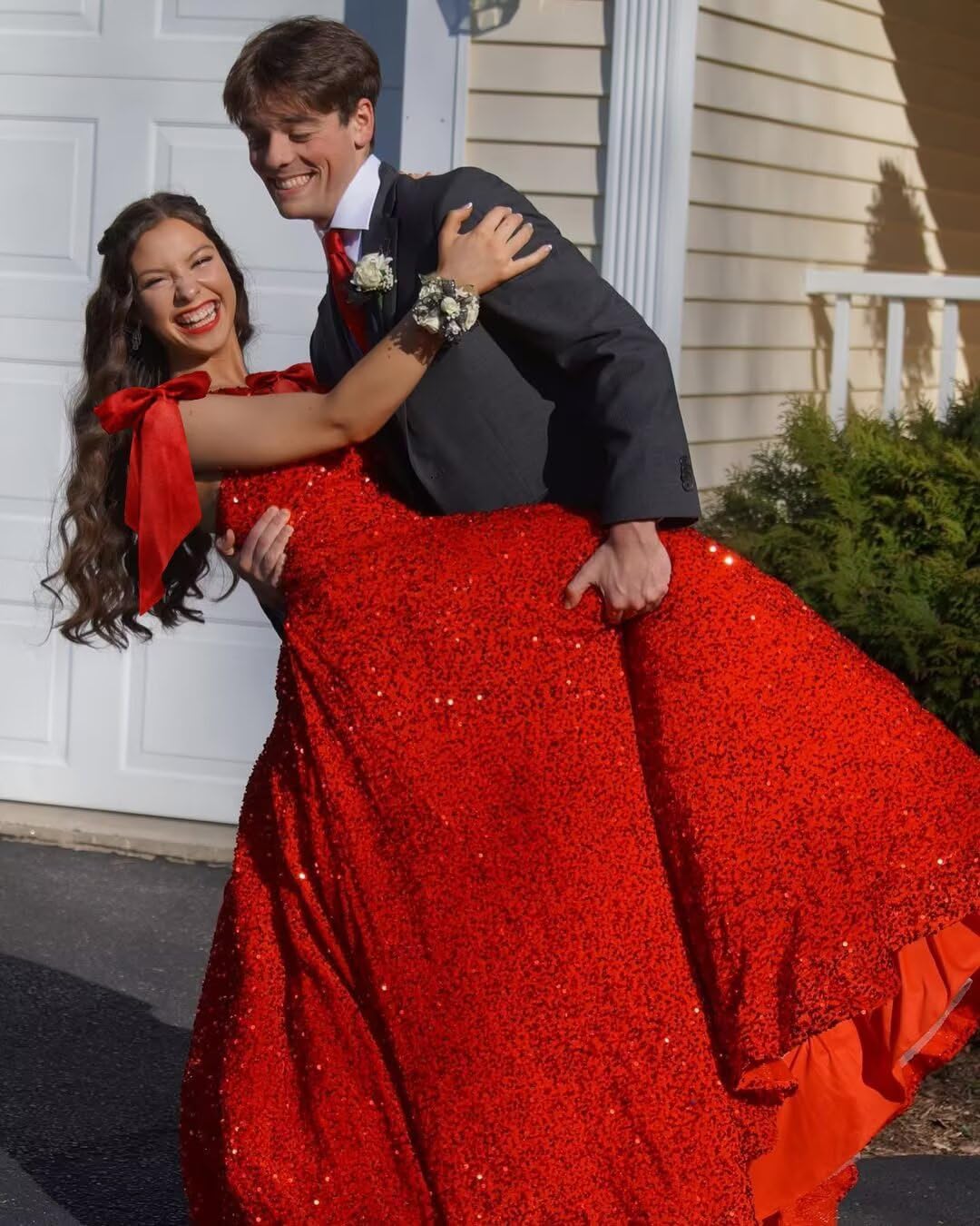 Bow Straps Prom Dresses 2026 Sparkly Sequin Square Neck Ruched Long Puffy Ball Gown Formal Dress with Slit Pockets