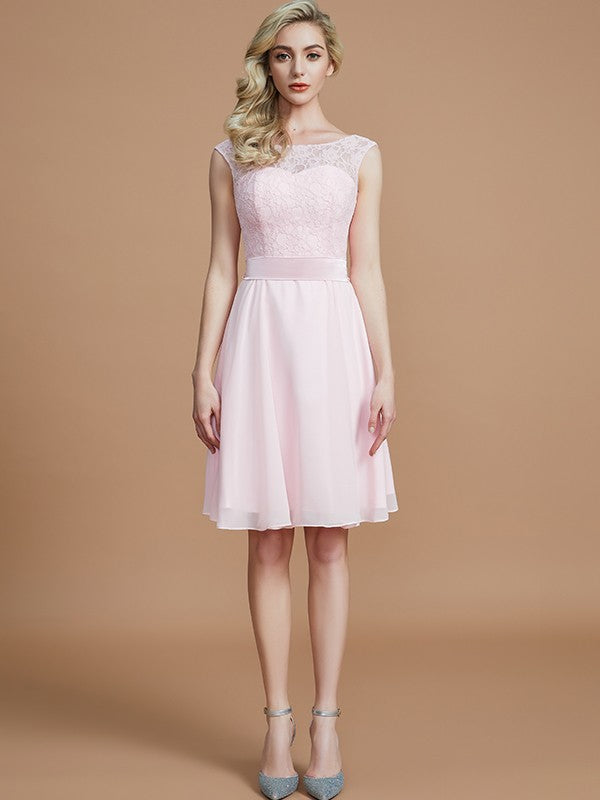 A-Linie/Princess-Linie Bateau-Ausschnitt Ärmellos Spitze Kurz/Mini Chiffon Brautjungfernkleider