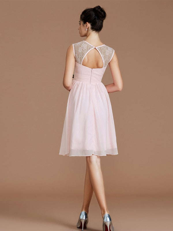 Vestidos de dama de honor de gasa cortos/mini con encaje, sin mangas, corte princesa/escote corazón