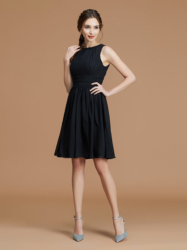 A-Linie/Princess-Linie Bateau-Ausschnitt Ärmellos Kurz/Mini Rüschen Chiffon Brautjungfernkleider Homecoming Partykleid