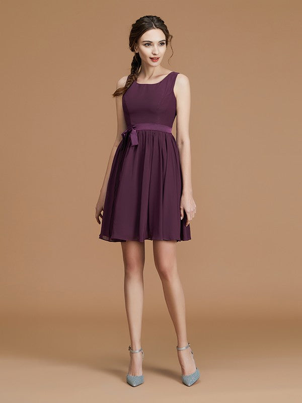 A-Linie/Princess-Linie Bateau-Ausschnitt Ärmellos Kurz/Mini Schärpe/Bänder/Gürtel Chiffon Brautjungfernkleider Homecoming-Kleid